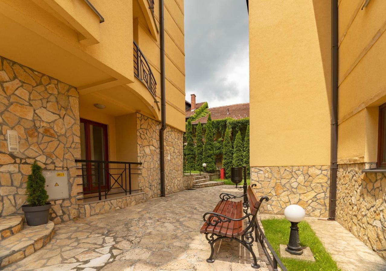 Apartman Modena Lux Vrnjačka Banja Zewnętrze zdjęcie